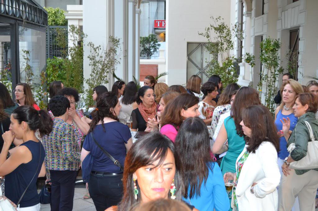  photo fotos_cena_networking_mujeres_extraordinarias_2jm_17junio_alcala44_restaurante57_zps11b55cdc.jpg